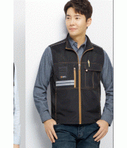 SM-V2501, Fabric POLYESTER 100%  Color BLACK  Size M, L, XL, 2XL, 3XL, 4XL  1) 등판 망사에 야광테이프 처리 2) 지퍼,봉사 색상 포인트 3) 수납이 용이한 다용도 주머니 부착 4) 옆주머니 지퍼 여밈처리