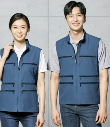 SM – V1301 시원한 색상과 매시 소재로 더욱 스타일리시한 모습을 연출하는 조끼 스타일  FABRIC  POLYESTER 100% COLOR  BLUE SIZE  M, L, XL, 2XL, 3XL, 4XL