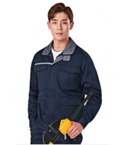 TB-791J / TB-791P  소재POLYESTER 65%, COTTON 35% 사이즈	상의 : M , L , XL , 2XL , 3XL , 4XL 하의 : 28 , 30 , 32 , 34 , 36 , 38 , 40 색상	NAVY (네이비) 특징	정전기 차폐원단,YKK 지퍼 사용