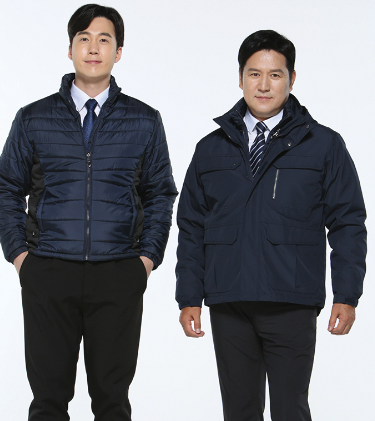 W-693,Polyester 100%   C O L O R  곤색 (NAVY)   S I Z E  M / L / XL / 2XL / 3XL / 4XL / 5XL ‌ ‌ ‌- 외피, 내피 별도로 착용 가능하며 함께 착용도 가능한 3IN1 제품  - 국산 고급 원단 사용  - 다양한 주머니로 넉넉한 수납이 가능  ‌- 홀겹 외피는 봄, 가을 가볍게 착용하기 좋음  - 고밀도 소프트 터치 충전재를 사용하여 보온성이 좋음(내피)  - 측면 신축성