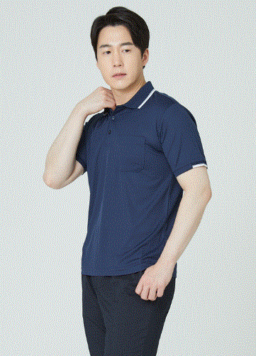 T-061, Polyester 100%   C O L O R  곤색 (NAVY)   S I Z E  M / L / XL / 2XL / 3XL / 4XL / 5XL ‌ ‌ ‌ ‌- 국산 냉감 소재 원단을 사용해 착용감이 시원함  - 에리 및 팔 부분 포인트로 마감된 디자인  - 가슴 포켓으로 수납 가능