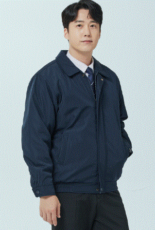 A-26, Polyester 100%   C O L O R  곤색 (NAVY)   S I Z E  M / L / XL / 2XL / 3XL / 4XL / 5XL ‌ ‌  ‌- 도톰하여 튼튼하고 보온성이 좋은 합포(본딩)원단 사용 ‌ - WR 가공으로 생활 방수, 방오 기능 ‌ ‌- 정전기 방지 안감 사용