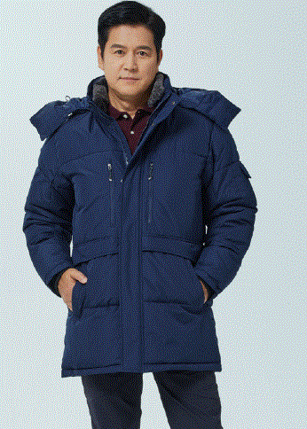 W-576,Polyester 100%   C O L O R  곤색 (NAVY)   S I Z E  M / L / XL / 2XL / 3XL / 4XL / 5XL ‌ ‌ ‌- 국산 고급 원단 사용  - 보온성이 우수한 웰론 충전재 사용  - 다양한 주머니로 넉넉한 수납이 가능  - 탈부착이 가능한 모자 ‌ ‌- 탈부착이 가능한 에리털 ‌ ‌- 손목 안쪽 방풍을 위해 시보리로 마감 ‌ ‌- WR 가공으로 생활 방수, 방오 기능 ‌ ‌- 정전기 방지 안감 사